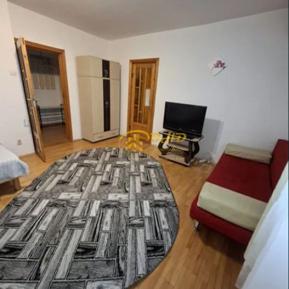 NICOLINA, Garsoniera 40 mp, balcon generos - Photo 1