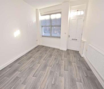 Bridge Street, Neston, CH64 - Photo 4