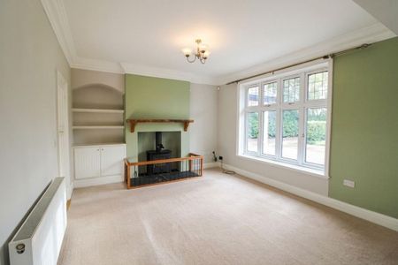4 bedroom detached house to rent - Photo 5