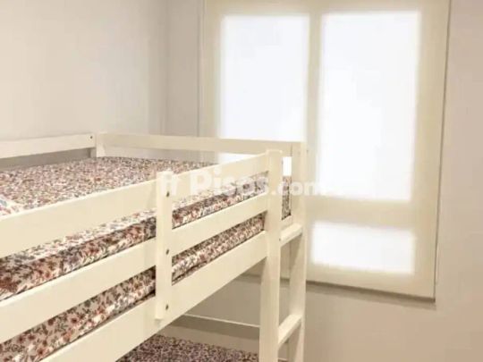 Piso en alquiler en Águilas - Foto 1