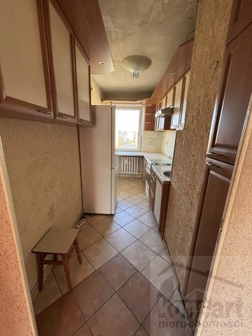 Trzypokojowe mieszkanie w Policach - Photo 4