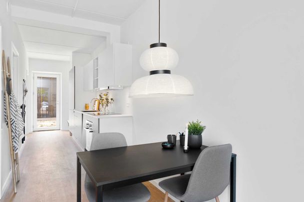 Skøn delevenlig lejlighed med egen terrasse! - Photo 1