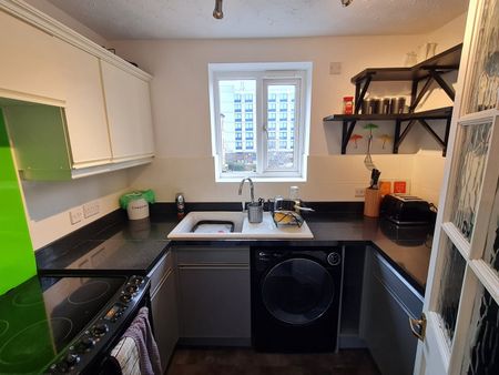 2 Bed Flat, Franklin Court, BS1 - Photo 5