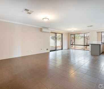 Spacious family home - Photo 2