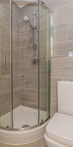 1 bed House To Let - Photo 4