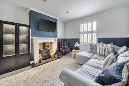 3 bedroom terraced house to rent - Photo 2