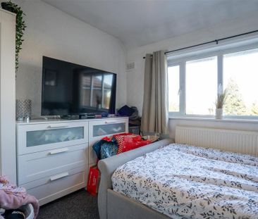 2 bedroom semi-detached house to rent - Photo 2