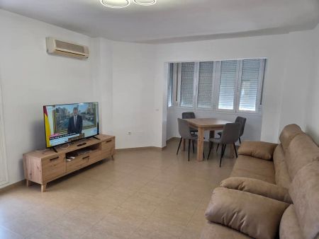 Piso de alquiler en Calle Lope de Rueda, Los Almendros - El Limonero - El Tomillar - Photo 5