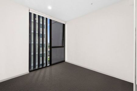 Silk One 2 Bed 1 Bath - Photo 2