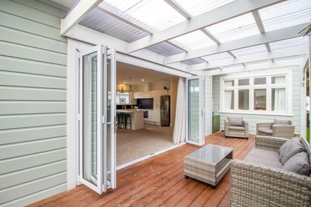 17 Rossiter Avenue, Waterloo - Photo 3