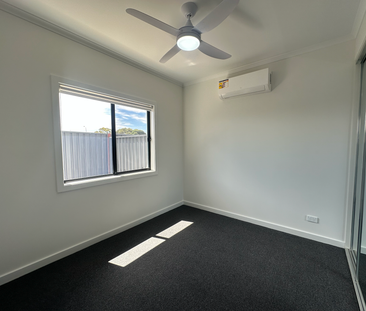 5 Vincira Crescent, Paralowie SA 5108 - House For Rent | Domain - Photo 5