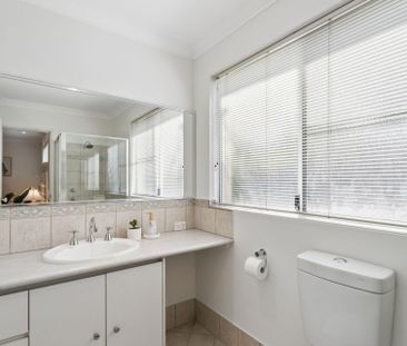 15 Lochee Way - Photo 3