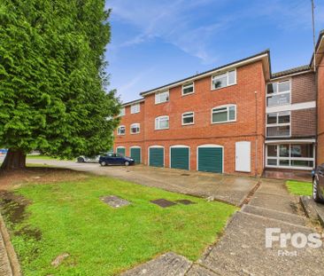Cobblers Close, Blackpond Lane, Farnham Royal,SL2 - Photo 4