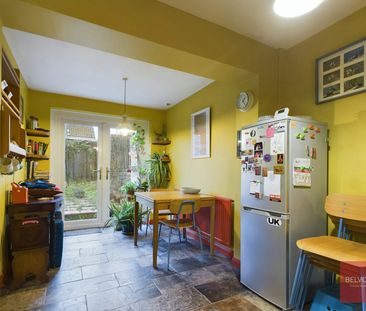 Terraced House to rent on - Photo 6