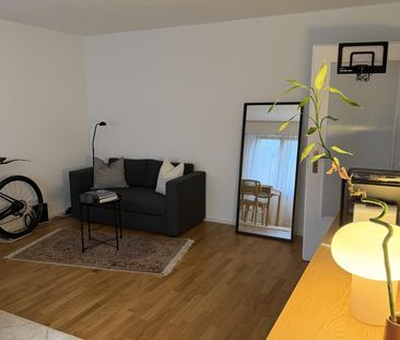 Moderne 2-Zimmer-Wohnung mit Balkon in St.Gallen - Photo 2