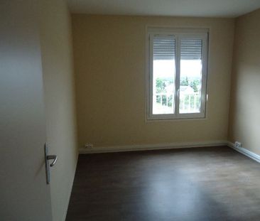 Appartement – Type 2 – 50m² – 231.95 € – LE BLANC - Photo 2