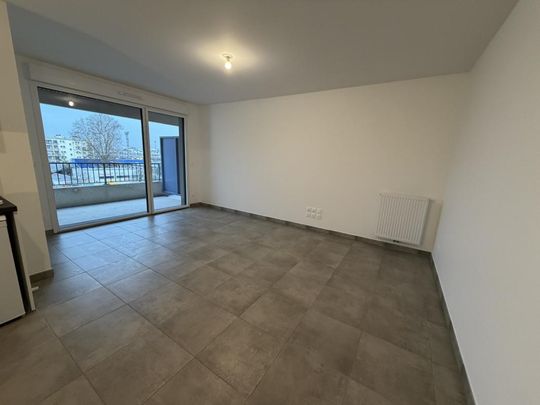 Location Appartement 2 pièces 48m² BORDEAUX 33800 - Photo 1