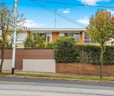 Register To View // Living the sophisticated, modern dream in the h... - Photo 2