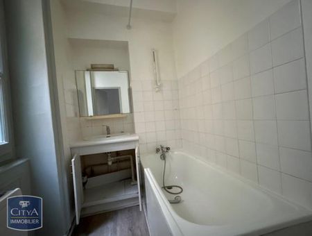 Location Appartement 2 pièces 59m² VILLEFRANCHE SUR SAONE 69400 - Photo 2