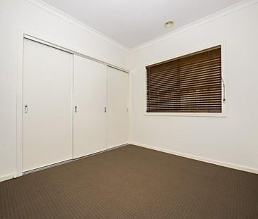 6 Woodstock Drive, Doreen - Photo 2