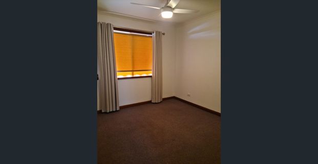 More than a unit and less than a house - very quiet location close to all amenities - we seek a long-term tenant for this desirable property - Photo 1