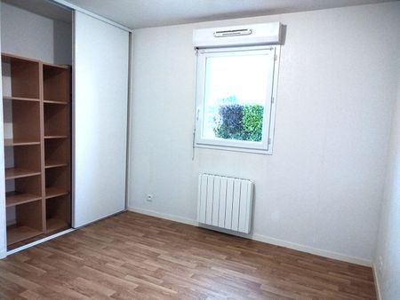 Appartement VANNES/SENE 4 pièces 82 m² avec jardinet - Photo 2