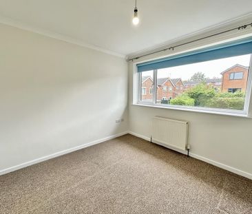 3 bedroom semi-detached house to rent - Photo 6