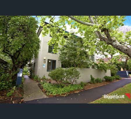 15/10 Cromwell Rd, South Yarra, Vic 3141 - Photo 5