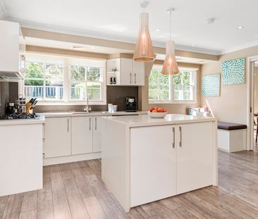 6 Tanami Close, Belrose NSW 2085 - House For Rent | Domain - Photo 1