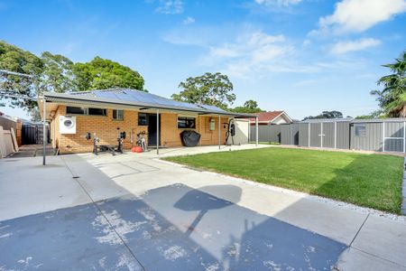 15 Walnut Avenue, Parafield Gardens SA 5107 - House For Rent - $650 | Domain - Photo 2