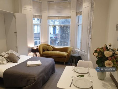 Studio to rent - Photo 5