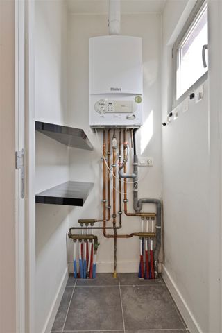 MORTSEL Instapklare studio op topligging met alle comfort - Photo 3