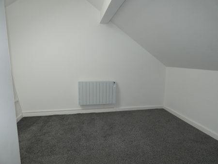 Moon Avenue - Photo 4