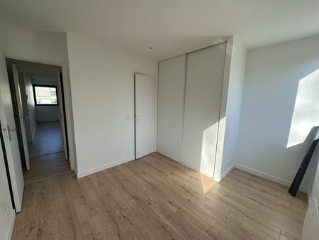 Location Appartement 2 pièces 45m² - Photo 3