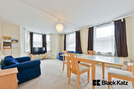 Superbly located larger than average period conversion - Photo 2