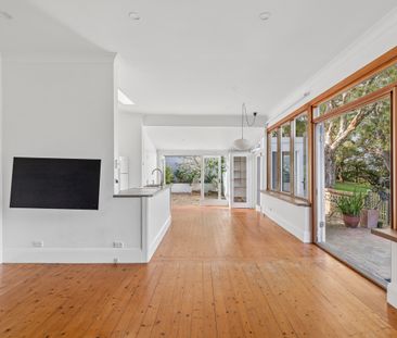 16 Wills Avenue, Waverley NSW 2024 - House For Rent | Domain - Photo 2