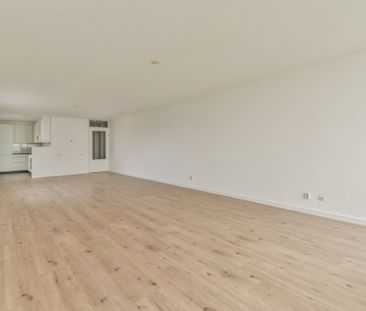 Te huur: Appartement Zonnebaarsstraat 90 in Hoogvliet Rotterdam - Photo 3
