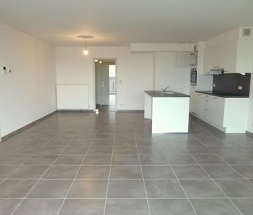 Appartement te huur - Photo 1