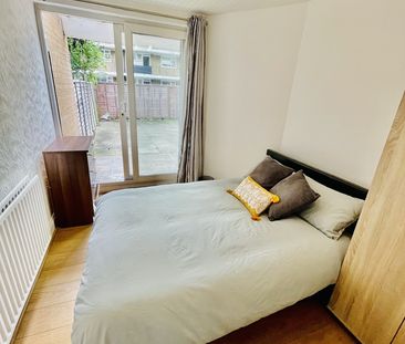 Room in a Shared Flat, Aintree St, SW6 - Photo 2