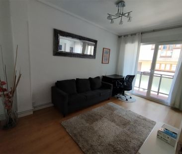 Piso de alquiler en Gaztelumendi Kalea, 23, Sarrikobaso - Photo 1
