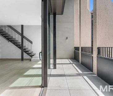 302/370 Queen Street, Melbourne - Photo 4