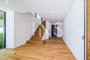 Moradia T5 em Lisboa