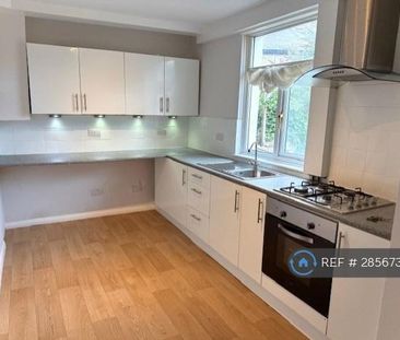 3 bedroom terraced house to rent - Photo 4