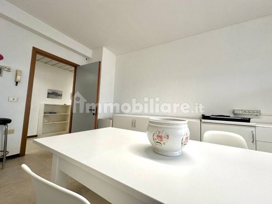 Bilocale piazza dei Lager Nazisti, Villaggi, Bellaria, Pontedera - Foto 1