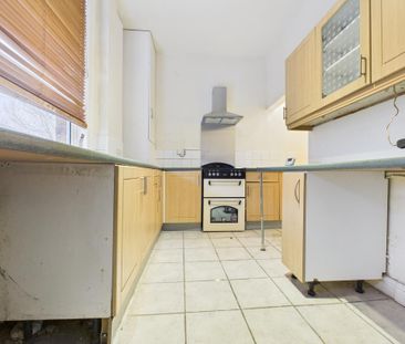 2 bedroom terraced house to rent - Photo 6