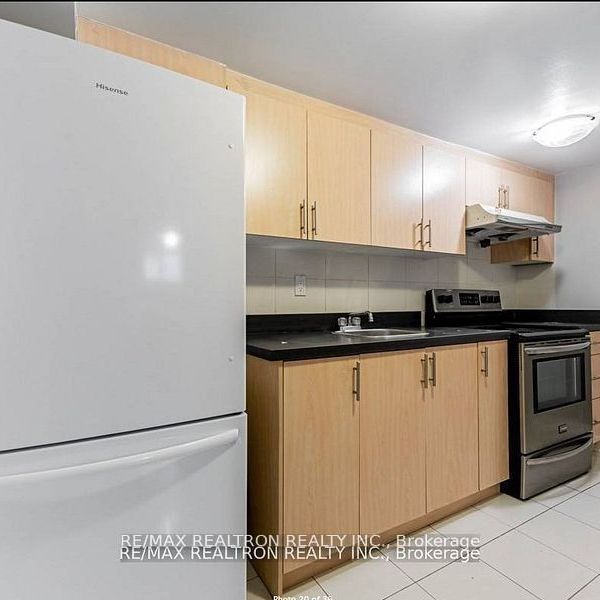 For Lease - 133 Earlton Road Unit# Bsmt, Toronto, Ontario - Photo 1