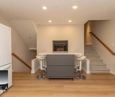 2-328 2nd Street East, North Vancouver - Photo 3