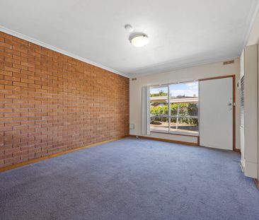 ONE BEDROOM LIVING IN BALLARAT NORTH - Photo 6