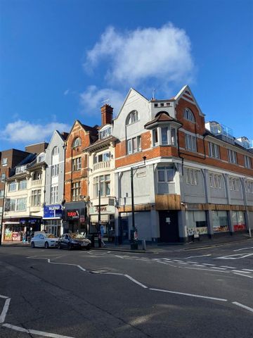 37 Lorne Park Road, Bournemouth - Photo 3