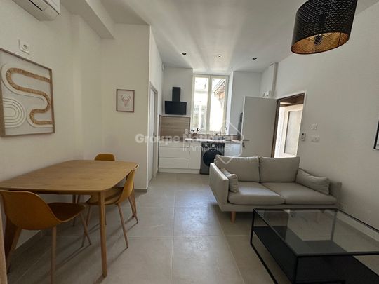 Nîmes Arènes Appartement P2 meublé refait à neuf, - Photo 1